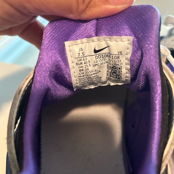 Nike Air Huarache - white, hyper grape, black - Picture 2 of 6